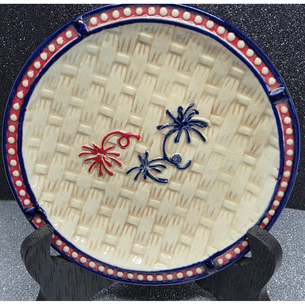 Temp-tations by Tara Floral Lace 5.5" Appetizer Plates Red White Blue Set of 4